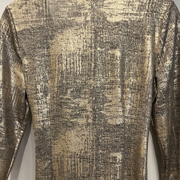 DB Established 1962 Gold and Black Shimmer Ruched Womens V-Neck Wrap Top - Picture 7 of 8